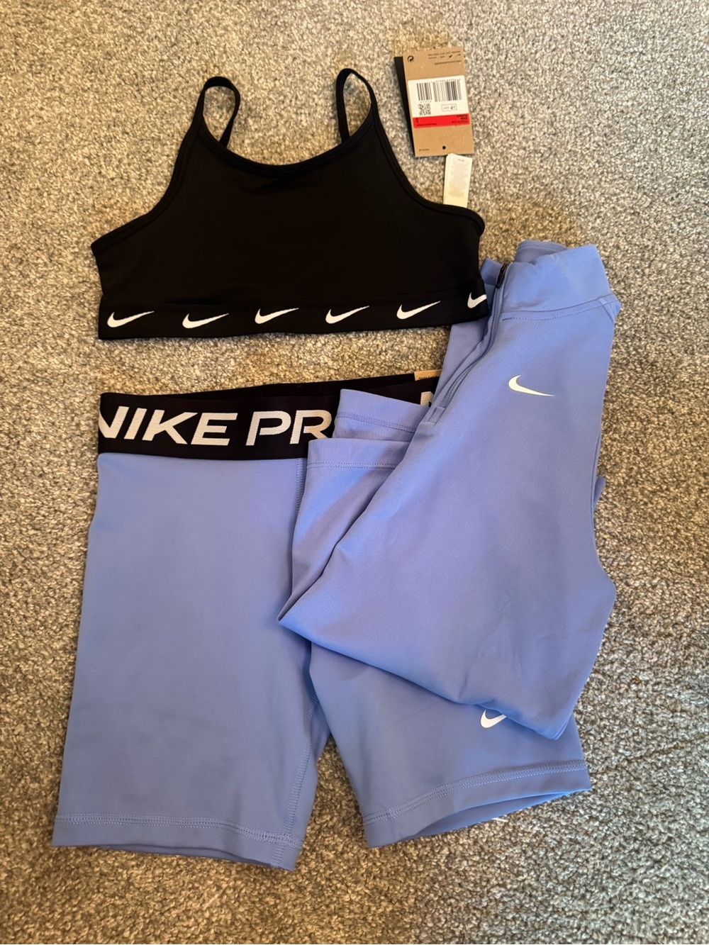 Nike Pro blue shorts, sports bra & matching long sleeve top Large (12/13) NWT